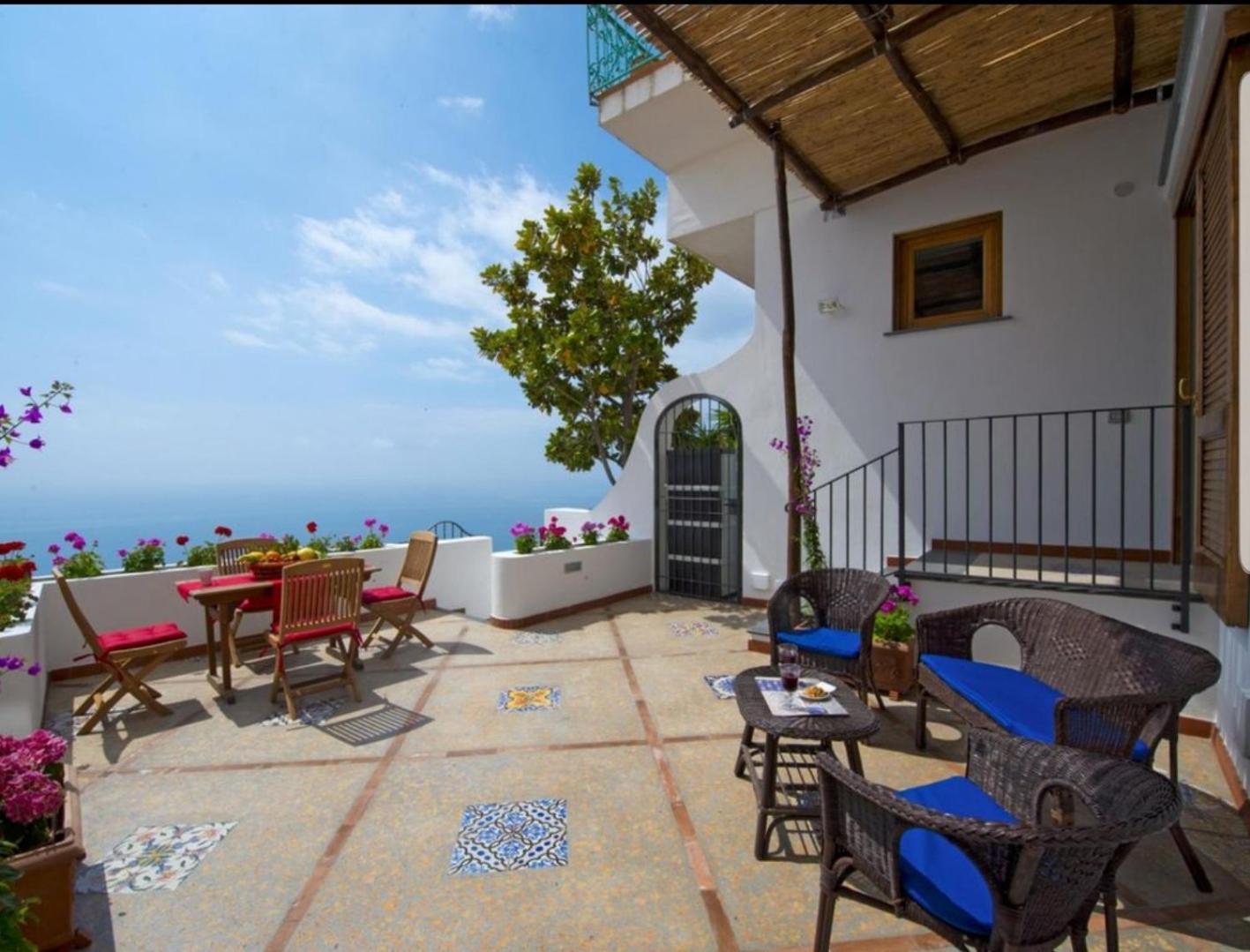 Holidays Dream Praiano Bagian luar foto