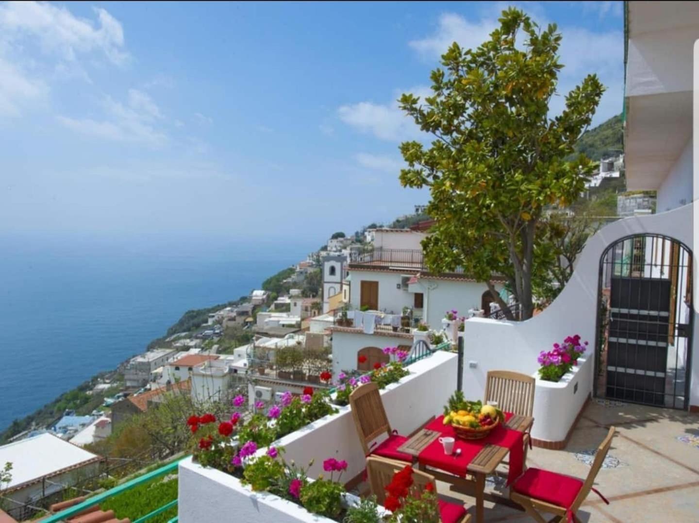Holidays Dream Praiano Bagian luar foto
